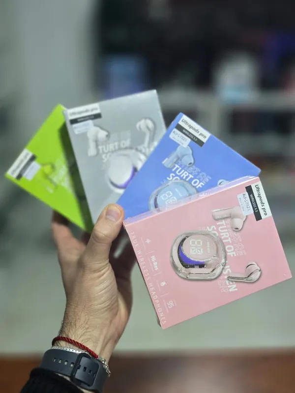 Auriculares Ultrapods Pro - FoxCel