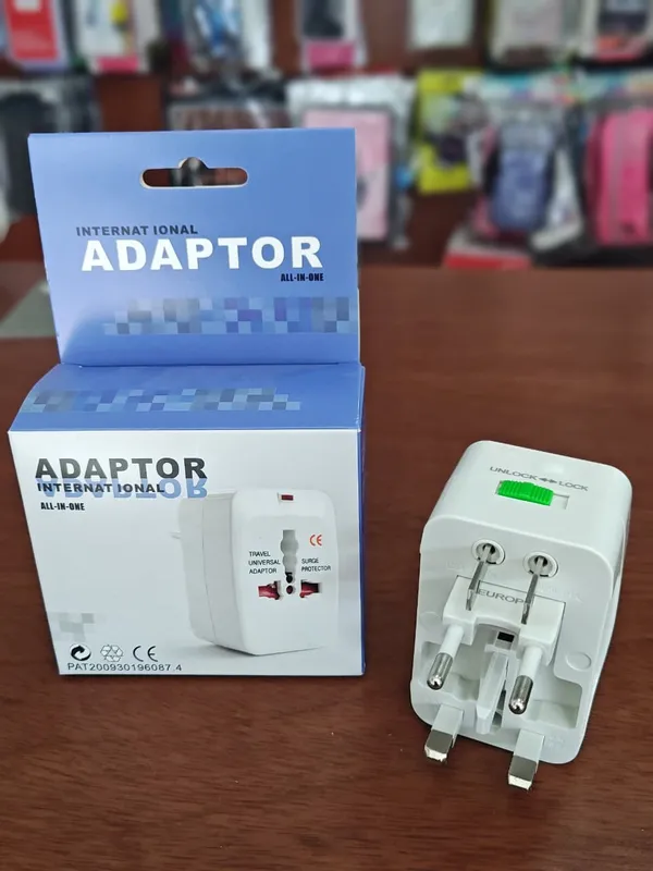 Adaptador Universal Internacional - FoxCel